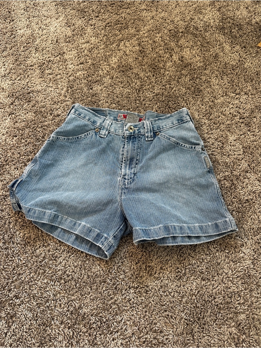 Silver Jeans Co. blue denim shorts